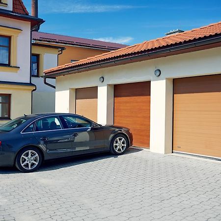 Vila Encore Valasske Mezirici Ngoại thất bức ảnh